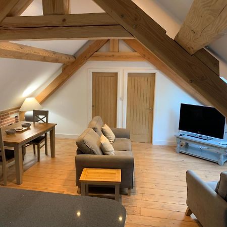 Апартаменты Beautiful Rural Apt, Walking Distance To Three Choirs Vineyard/Brassiere Gloucestershire Ньюент Экстерьер фото